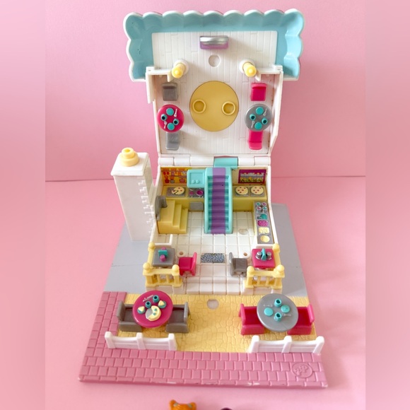 1993 Vintage Polly Pocket - Pizzeria with 2 dolls - Picture 7 of 9